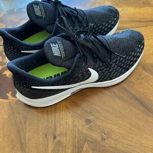 Nike Black and White Men's Sneakers